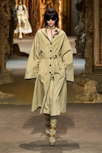 Look 41